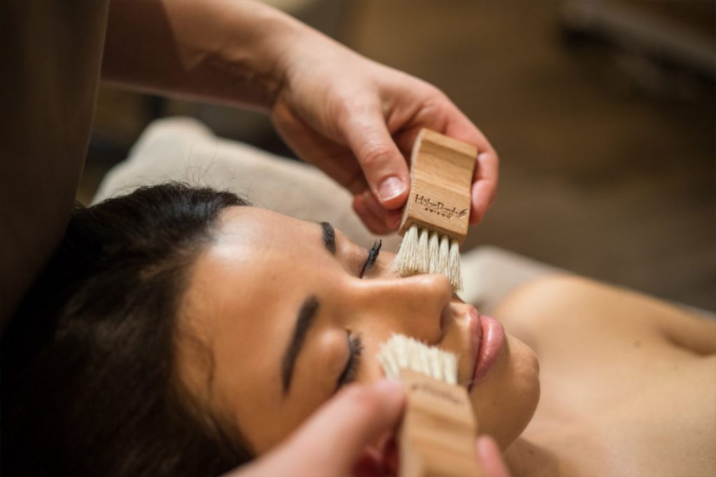 relax hotel asiago slider home massaggio - hotel asiago relax wellness spa italy